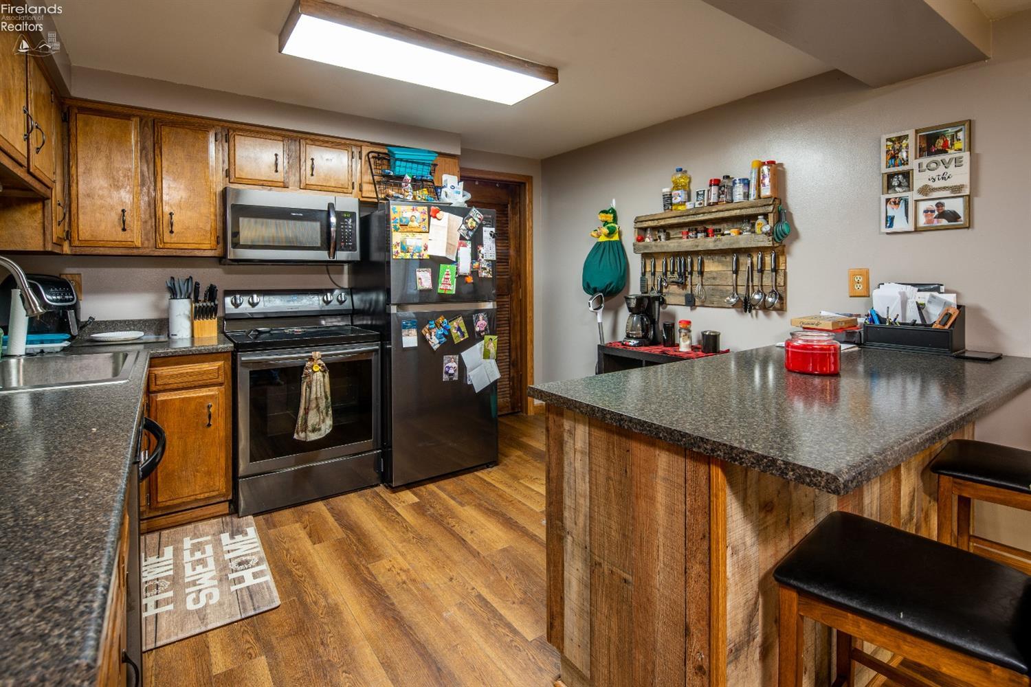 124 South Shock Road Fremont, OH 43420 - Photo 7 of 19 Gallery Image 7