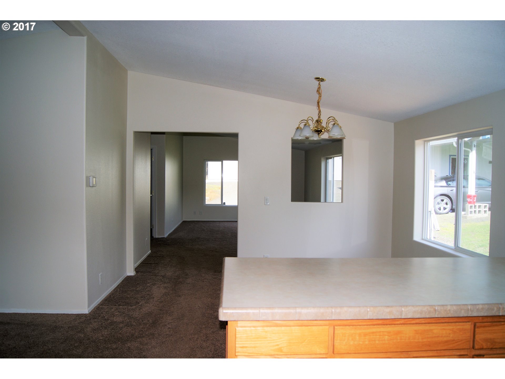 25501 Lawrence Road Junction City, OR 97448 - Photo 13 of 29 Dining Area