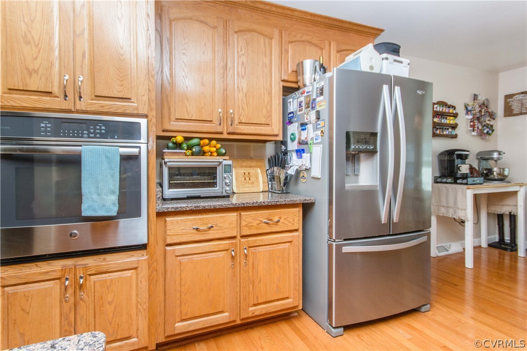 1511 Bermuda Hundred Road Chester, VA 23836 - Photo 5 of 44 Wall oven