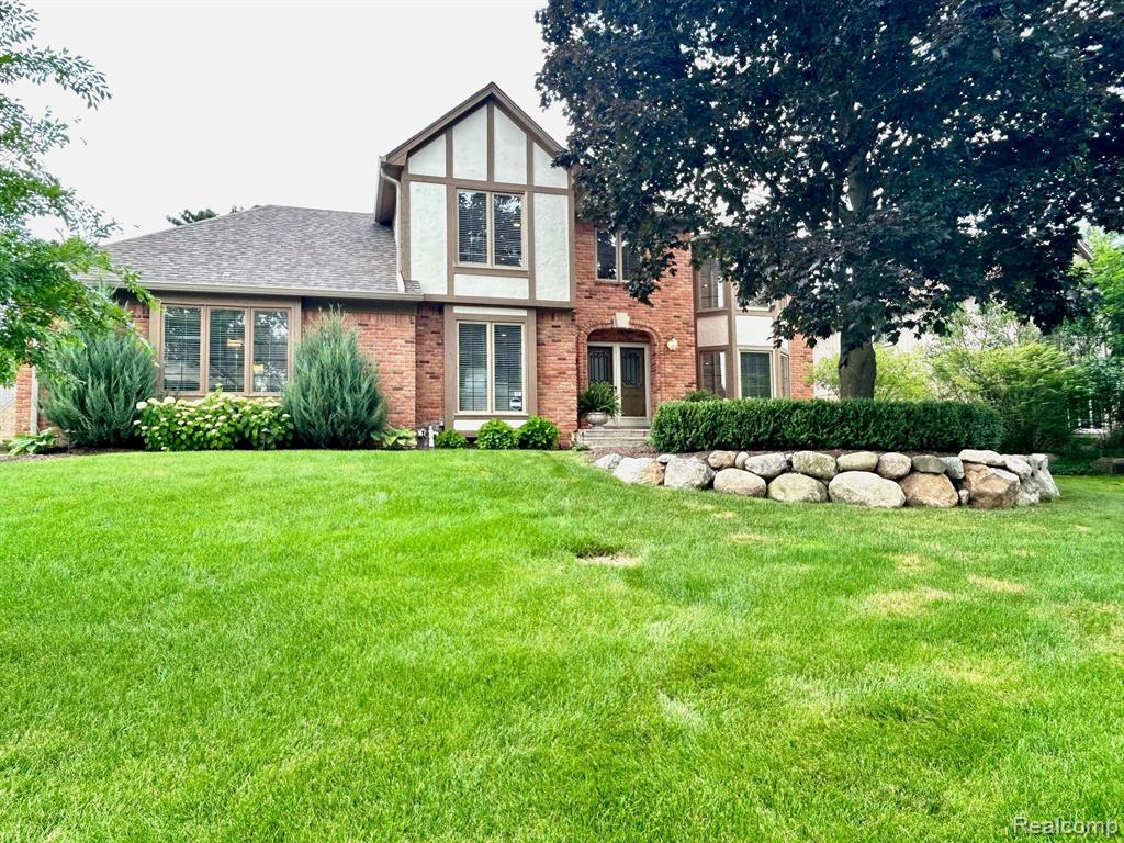 3286 Kilburn Road West Rochester Hills, MI 48306 - Photo 2 of 46
