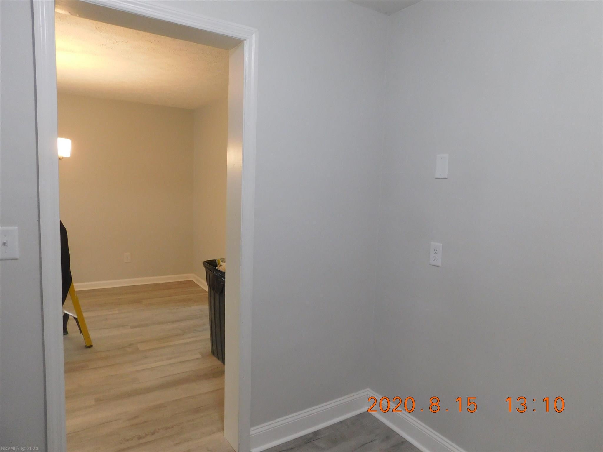 7463 Ridge Road Radford, VA 24141 - Photo 5 of 25 Gallery Image 5