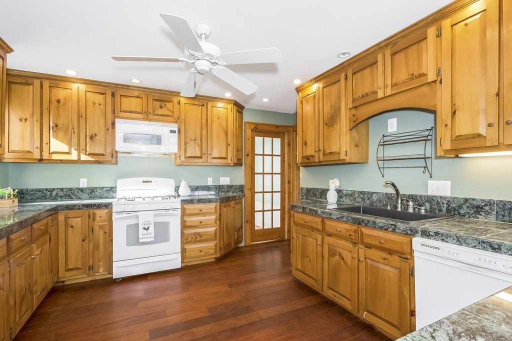 10 Audubon Road Worcester, MA 01602 - Photo 8 of 30 Gallery Image 8