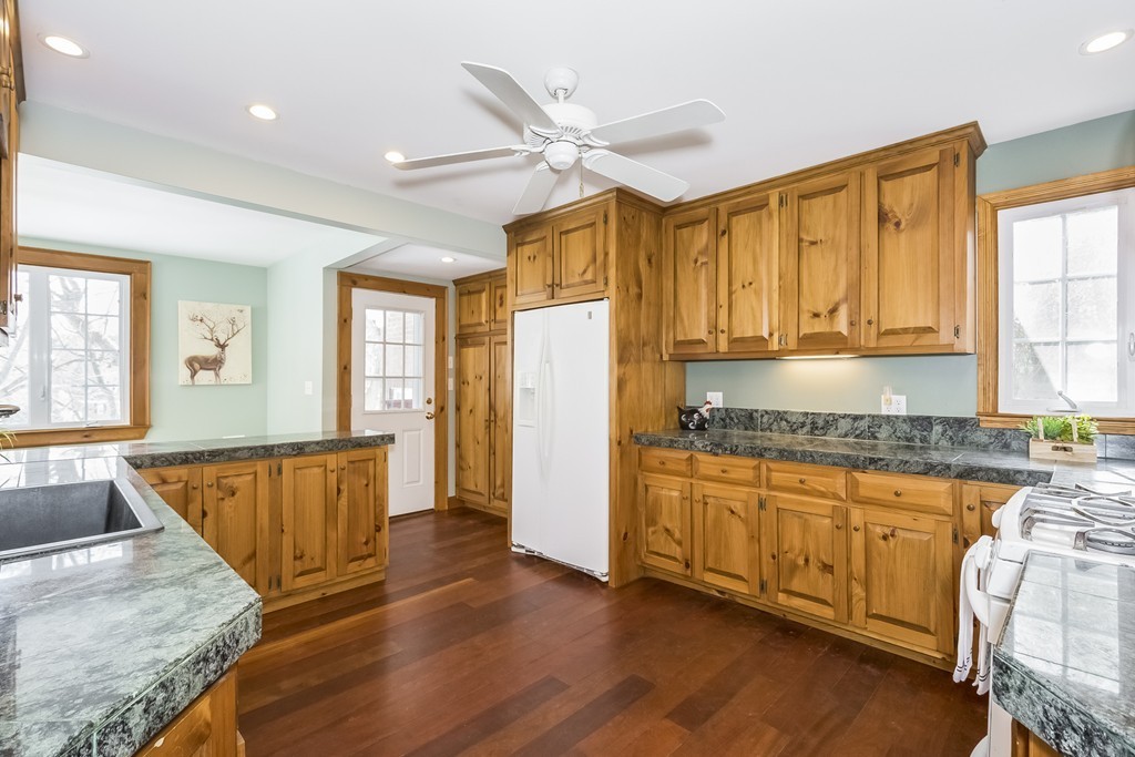 10 Audubon Road Worcester, MA 01602 - Photo 9 of 30 Gallery Image 9