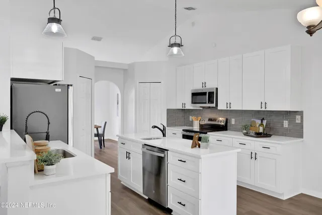 $359,900 | 3409 Steelgate Court, Middleburg, FL 32068