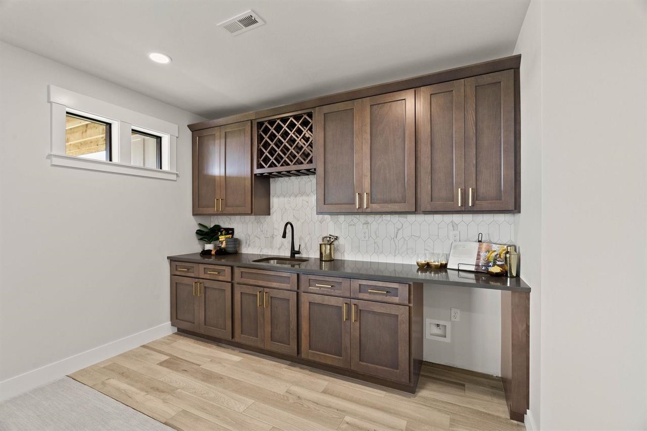 6303 East Foxtrot Lane Colbert, WA 99005 - Photo 33 of 42