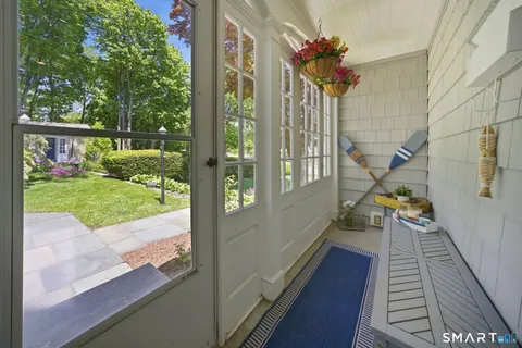 $929,000 | 3 Knickerbocker Avenue, Norwalk, CT 06855