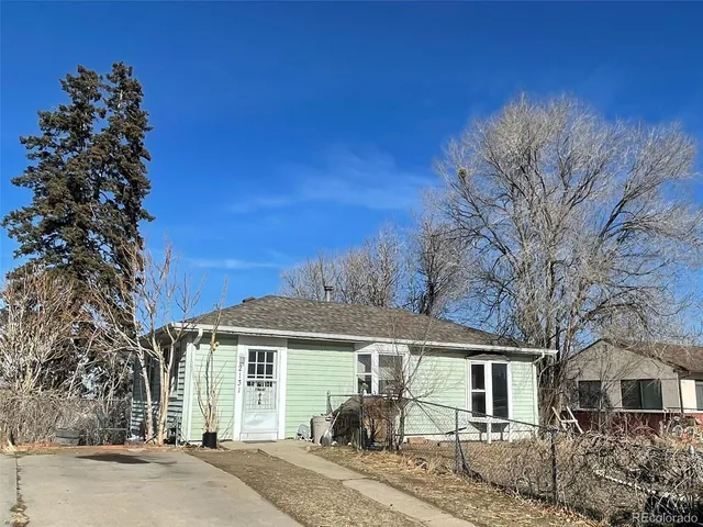 $300,000 | 2131 West Gill Place, Denver, CO 80223