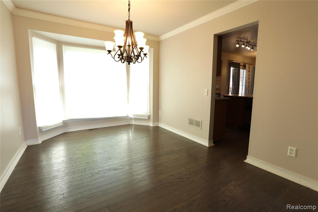 45587 Hanford Road Canton, MI 48187 - Photo 22 of 68 Gallery Image 22