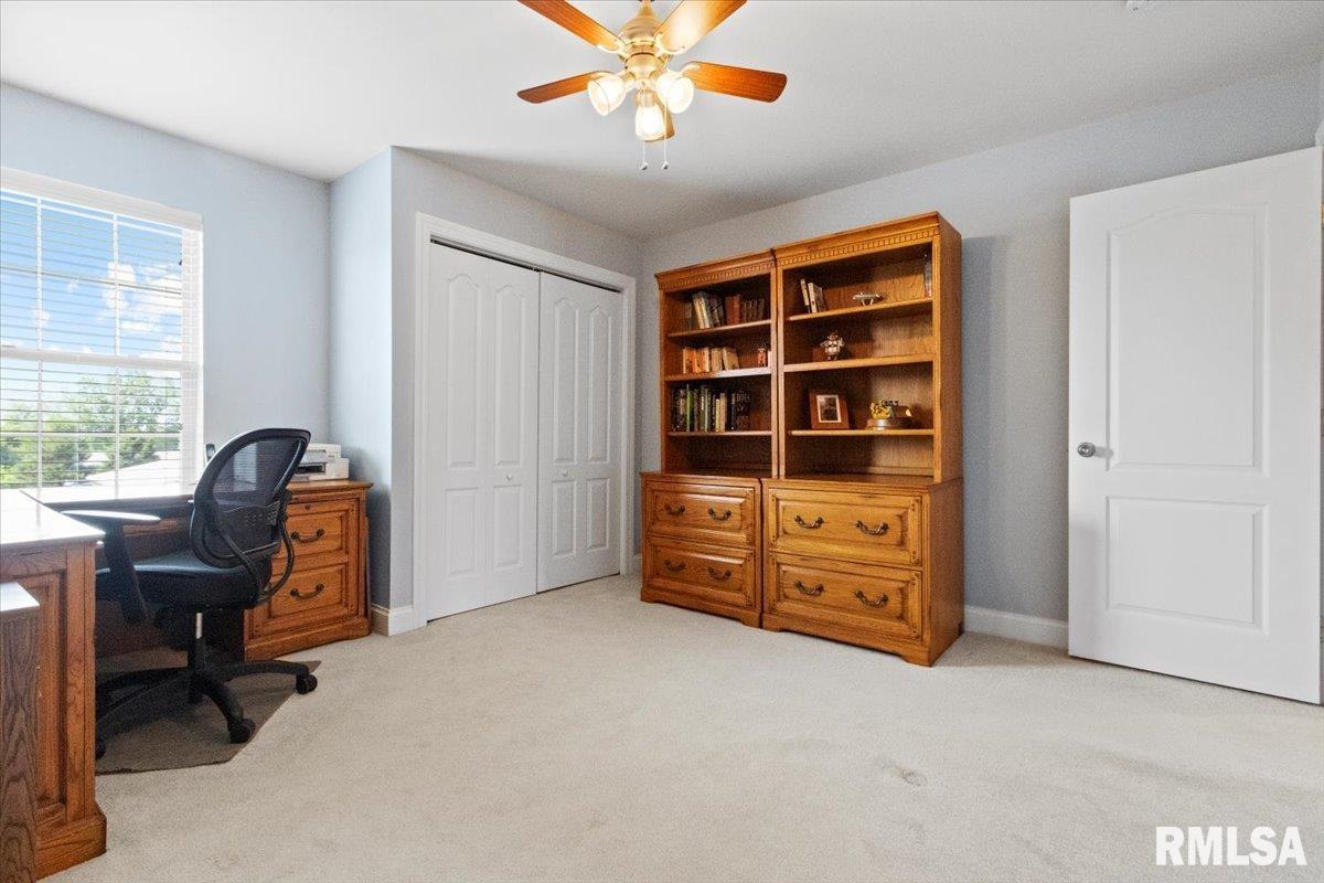 1704 Kingsbury Road Washington, IL 61571 - Photo 40 of 68 Gallery Image 40