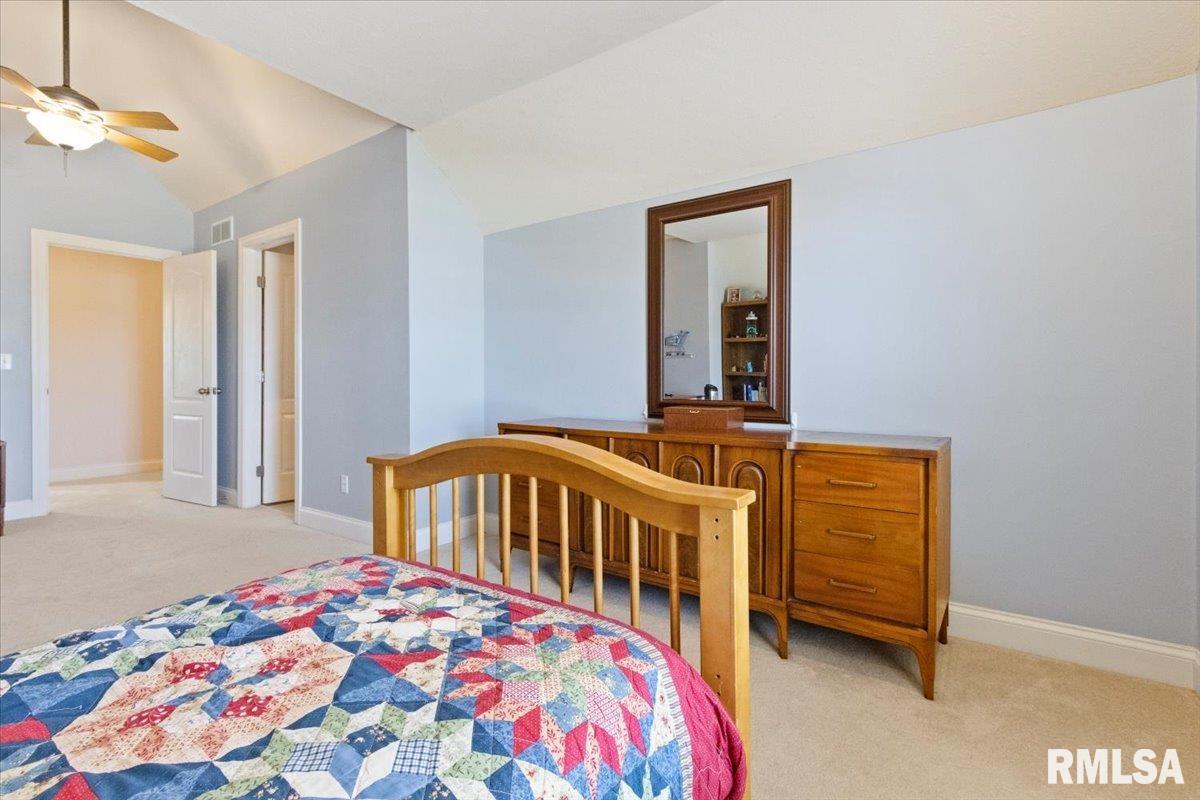 1704 Kingsbury Road Washington, IL 61571 - Photo 46 of 68 Gallery Image 46
