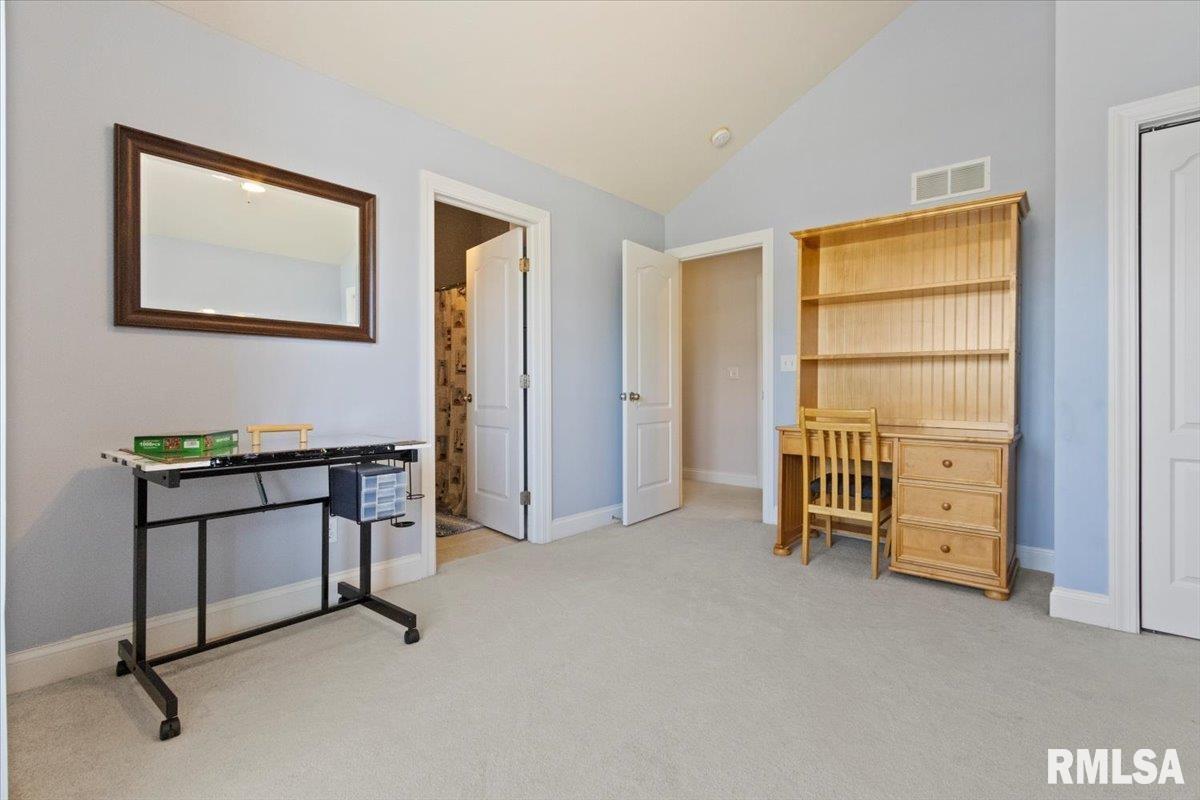 1704 Kingsbury Road Washington, IL 61571 - Photo 50 of 68 Gallery Image 50