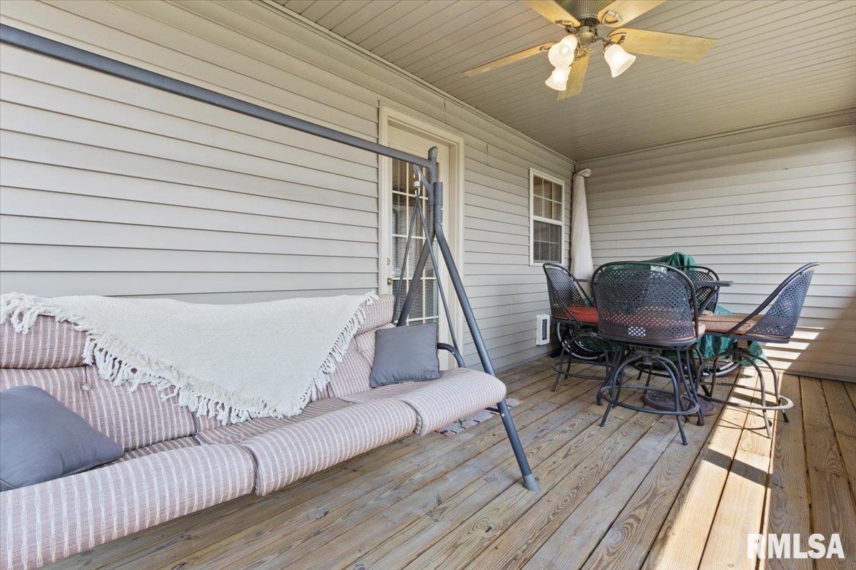 1704 Kingsbury Road Washington, IL 61571 - Photo 52 of 68 Gallery Image 52