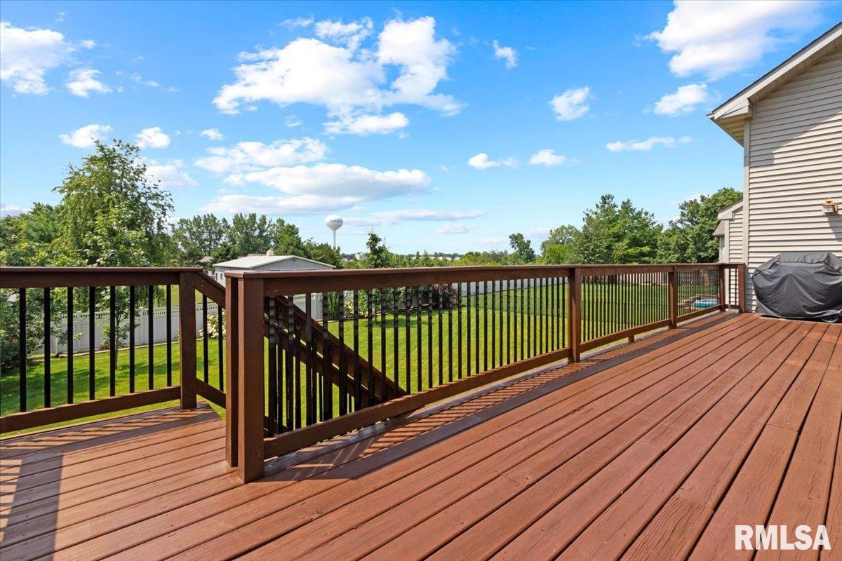 1704 Kingsbury Road Washington, IL 61571 - Photo 54 of 68 Gallery Image 54