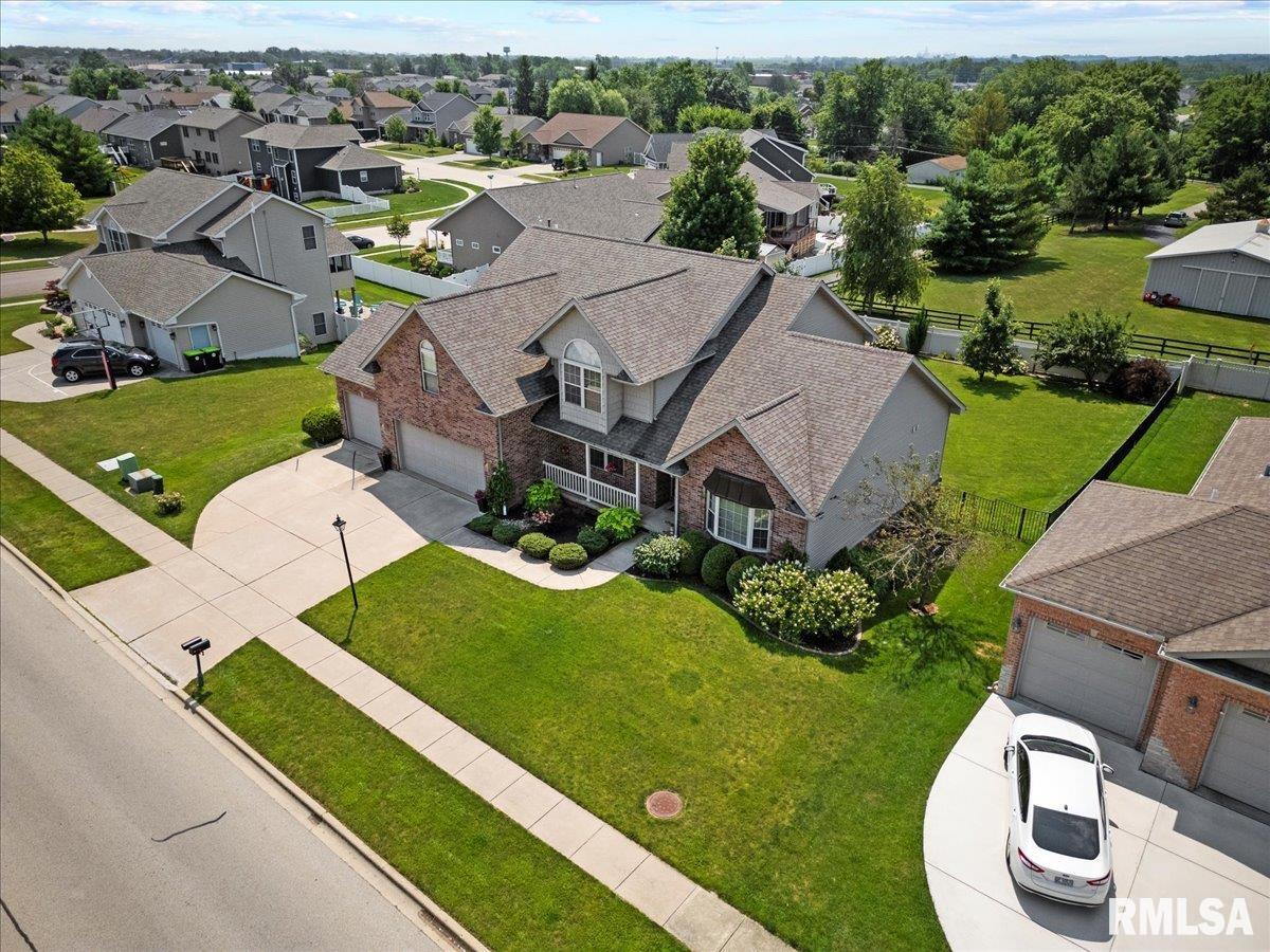 1704 Kingsbury Road Washington, IL 61571 - Photo 59 of 68 Gallery Image 59