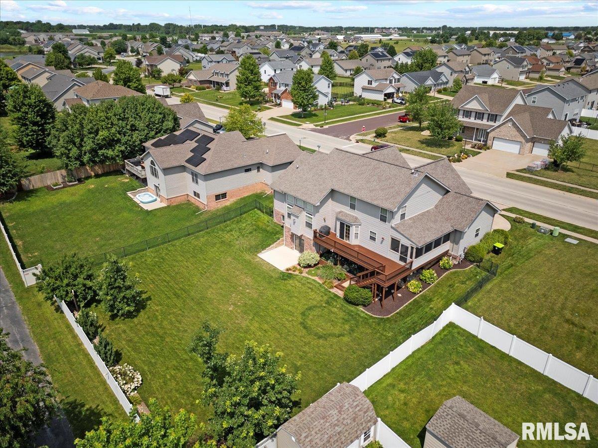 1704 Kingsbury Road Washington, IL 61571 - Photo 61 of 68 Gallery Image 61