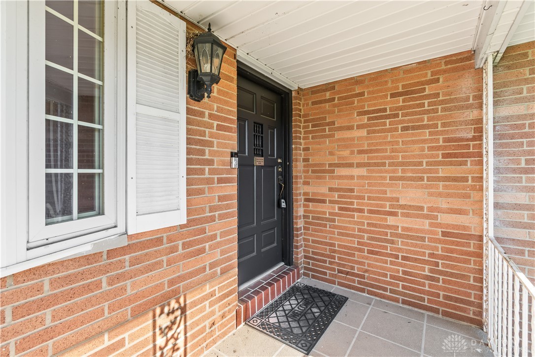 1209 South Heincke Road Miamisburg, OH 45342 - Photo 7 of 48