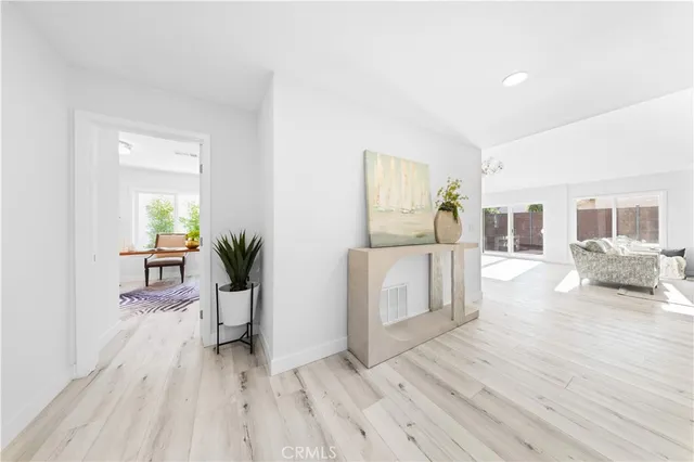 $1,998,000 | 39 Cape Cod, Irvine, CA 92620