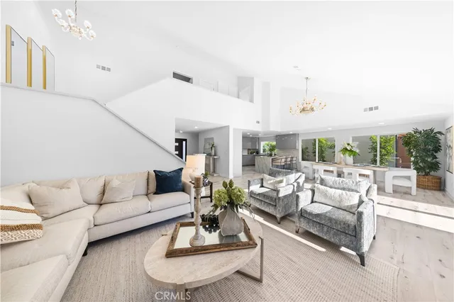 $1,998,000 | 39 Cape Cod, Irvine, CA 92620