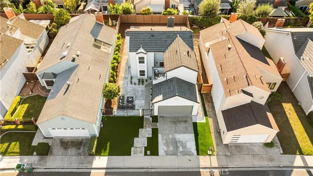 $1,998,000 | 39 Cape Cod, Irvine, CA 92620