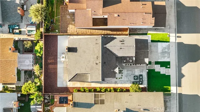 $1,998,000 | 39 Cape Cod, Irvine, CA 92620