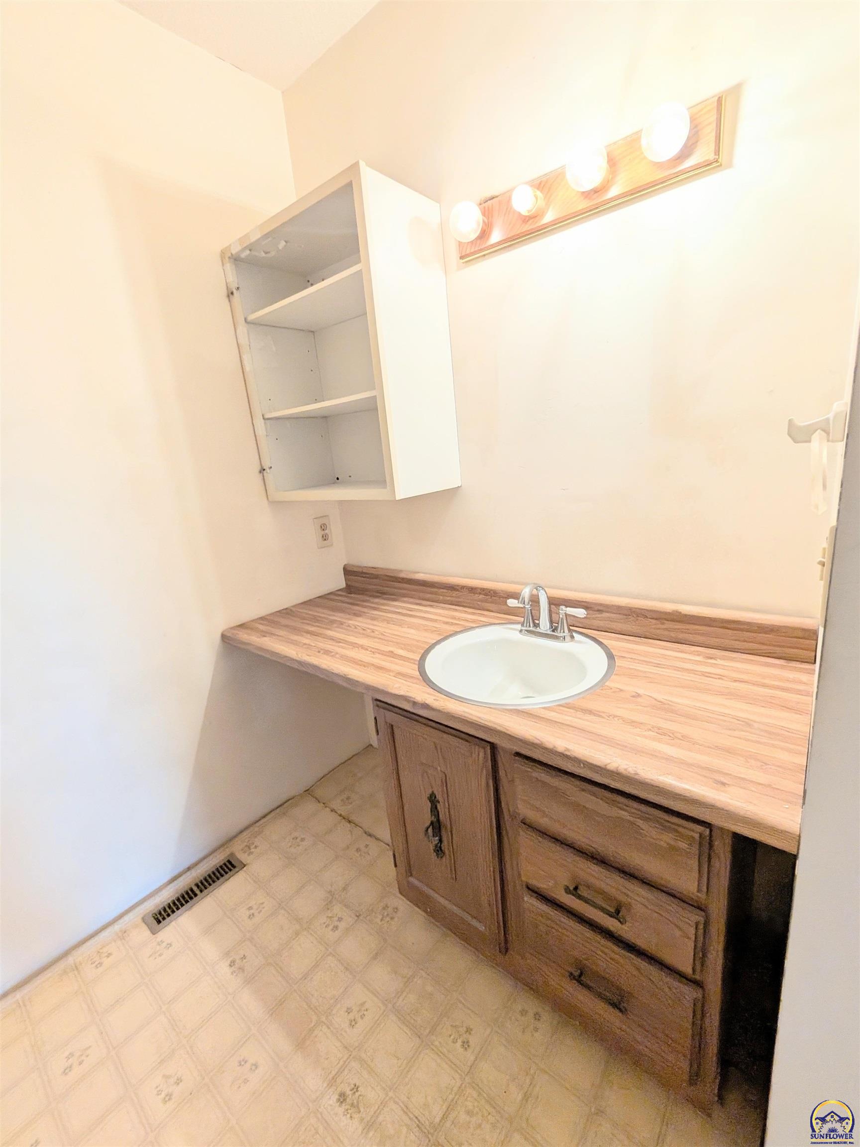 1050 Rd F Emporia, KS 66801 - Photo 26 of 68 Gallery Image 26