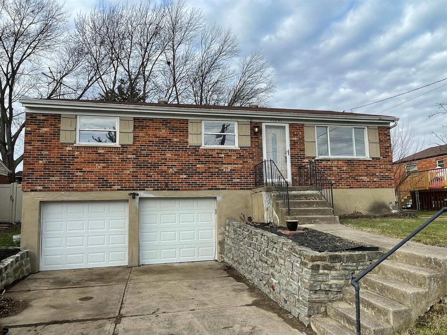 11291 Pippin Road Cincinnati, OH 45231 - Photo 1 of 12