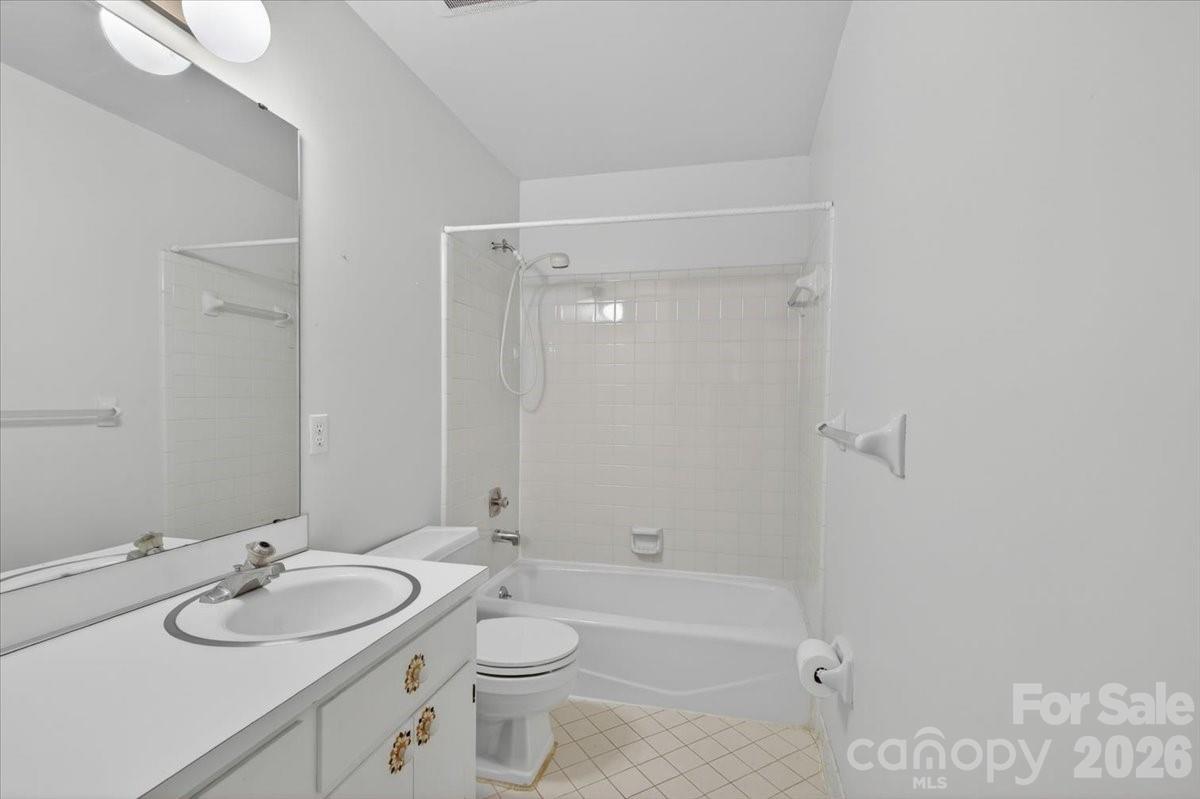 7615 Alexander Road Charlotte, NC 28270 - Photo 25 of 31 Gallery Image 25