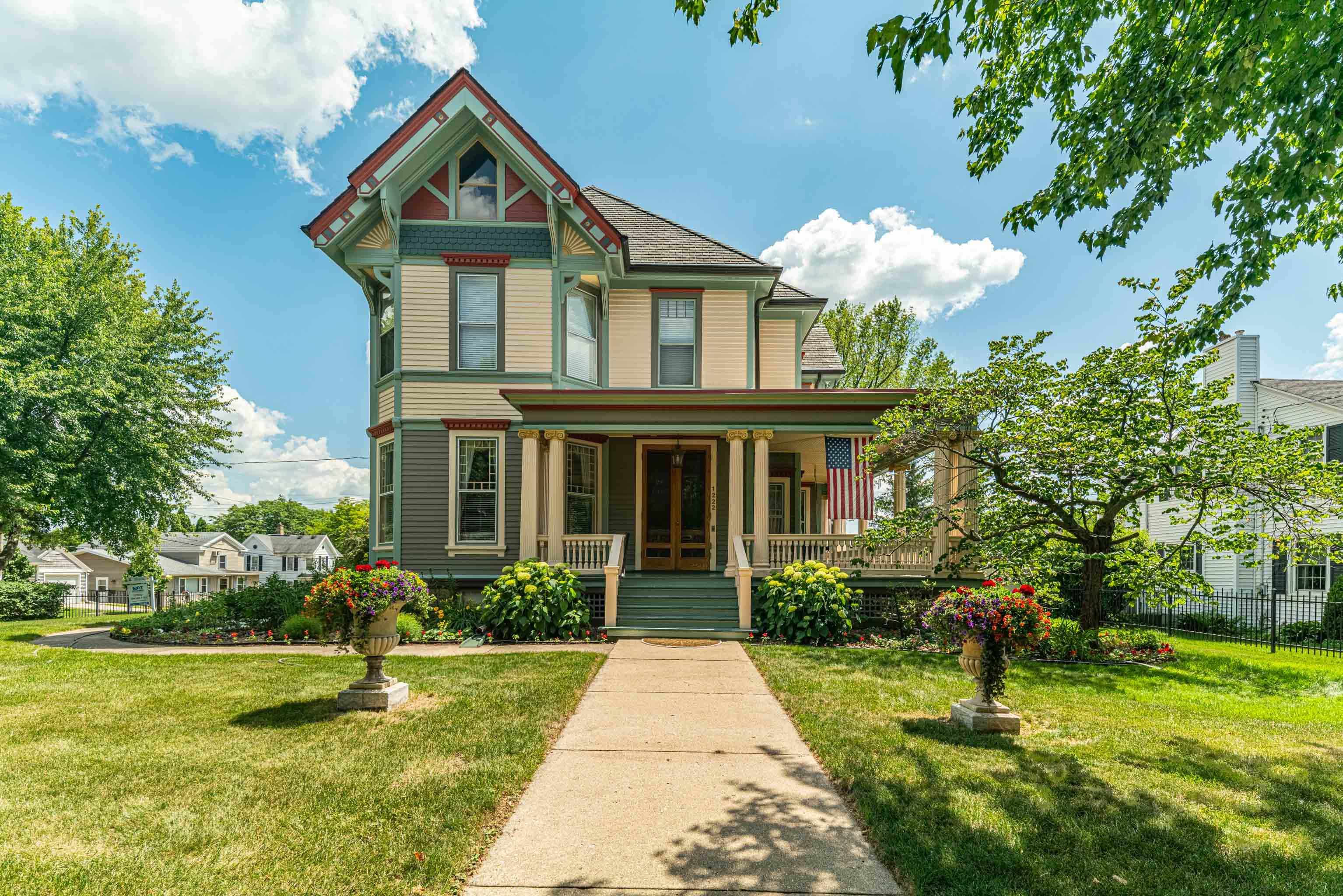 1222 11th Street Monroe, WI 53566 - Photo 1 of 75