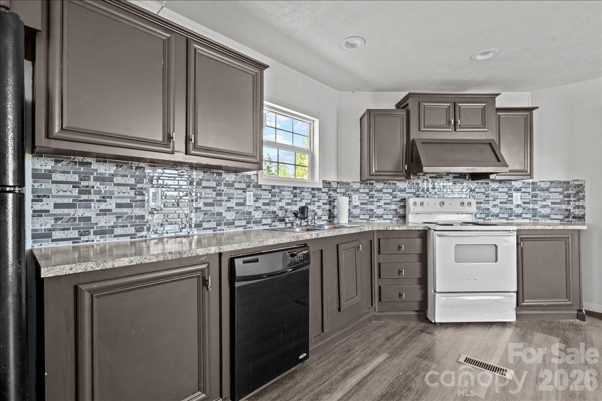278 Bob Hardin Road Rutherfordton, NC 28139 - Photo 4 of 27
