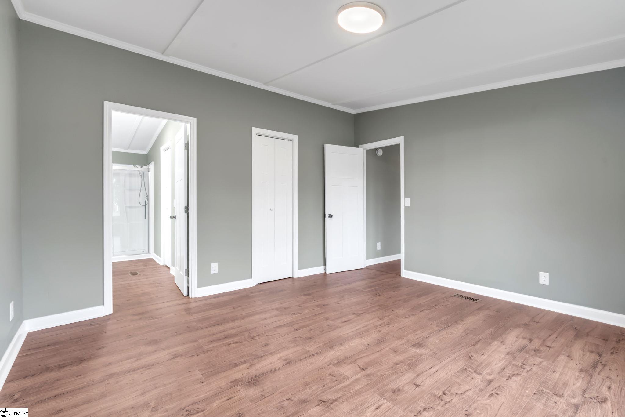423 Valleybrook Lane Greer, SC 29651 - Photo 14 of 31 Gallery Image 14