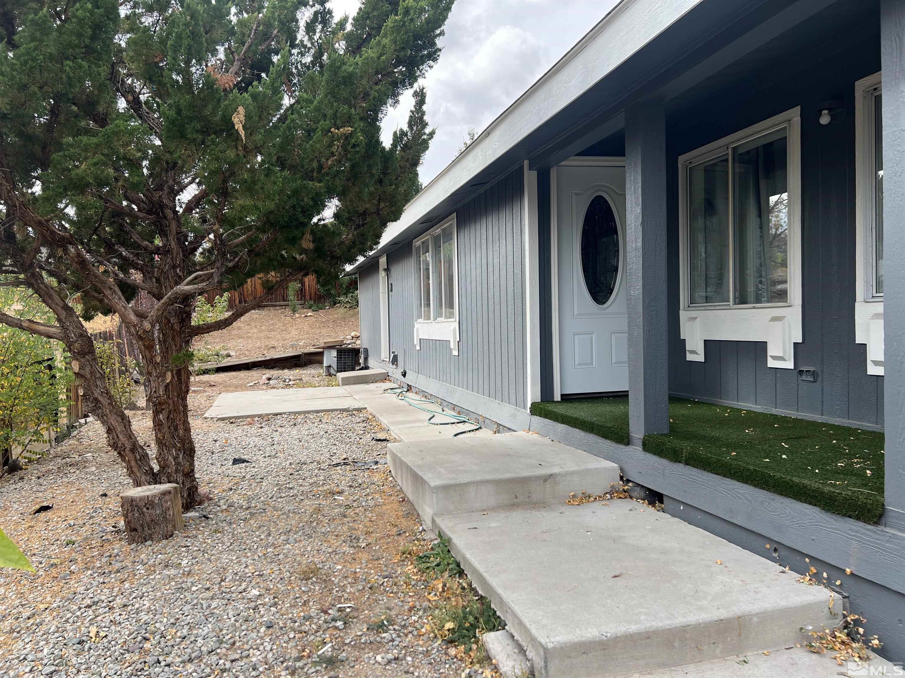 2741 Larkspur Street Reno, NV 89512 - Photo 5 of 27 Photo 5