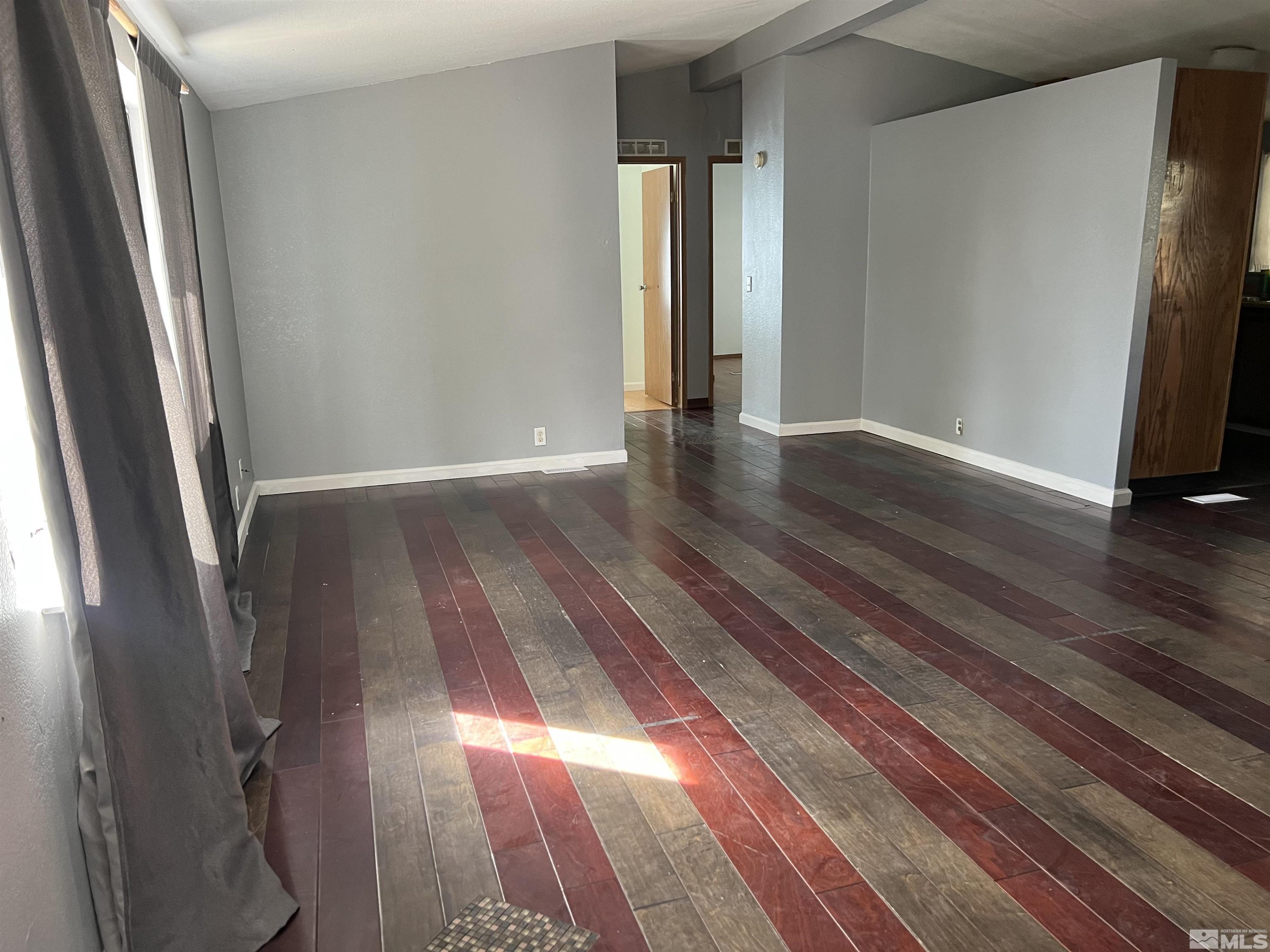 2741 Larkspur Street Reno, NV 89512 - Photo 9 of 27 Photo 9