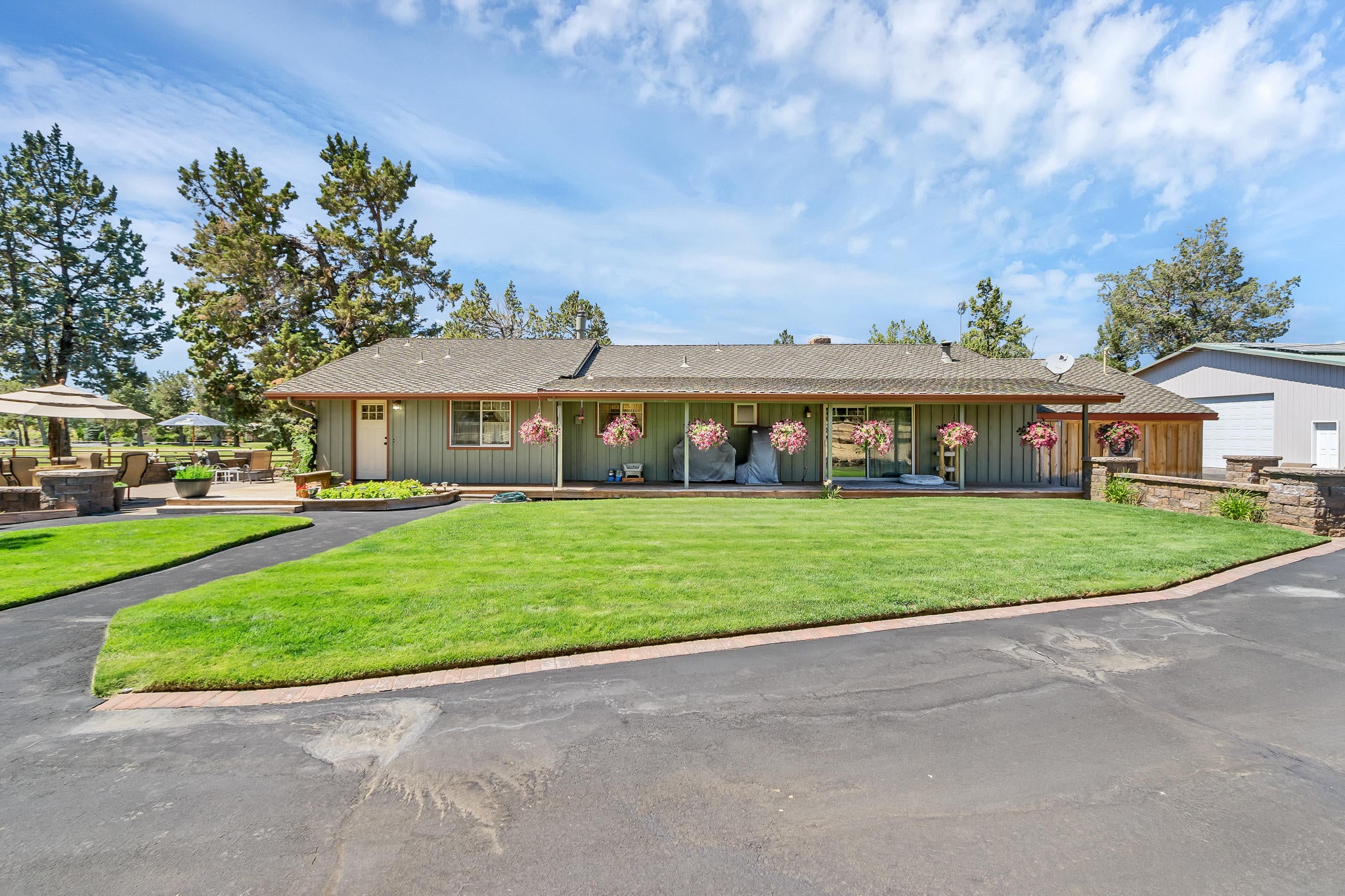 62174 Cody Jr Road Bend, OR 97701 - Photo 6 of 64 DSC06761