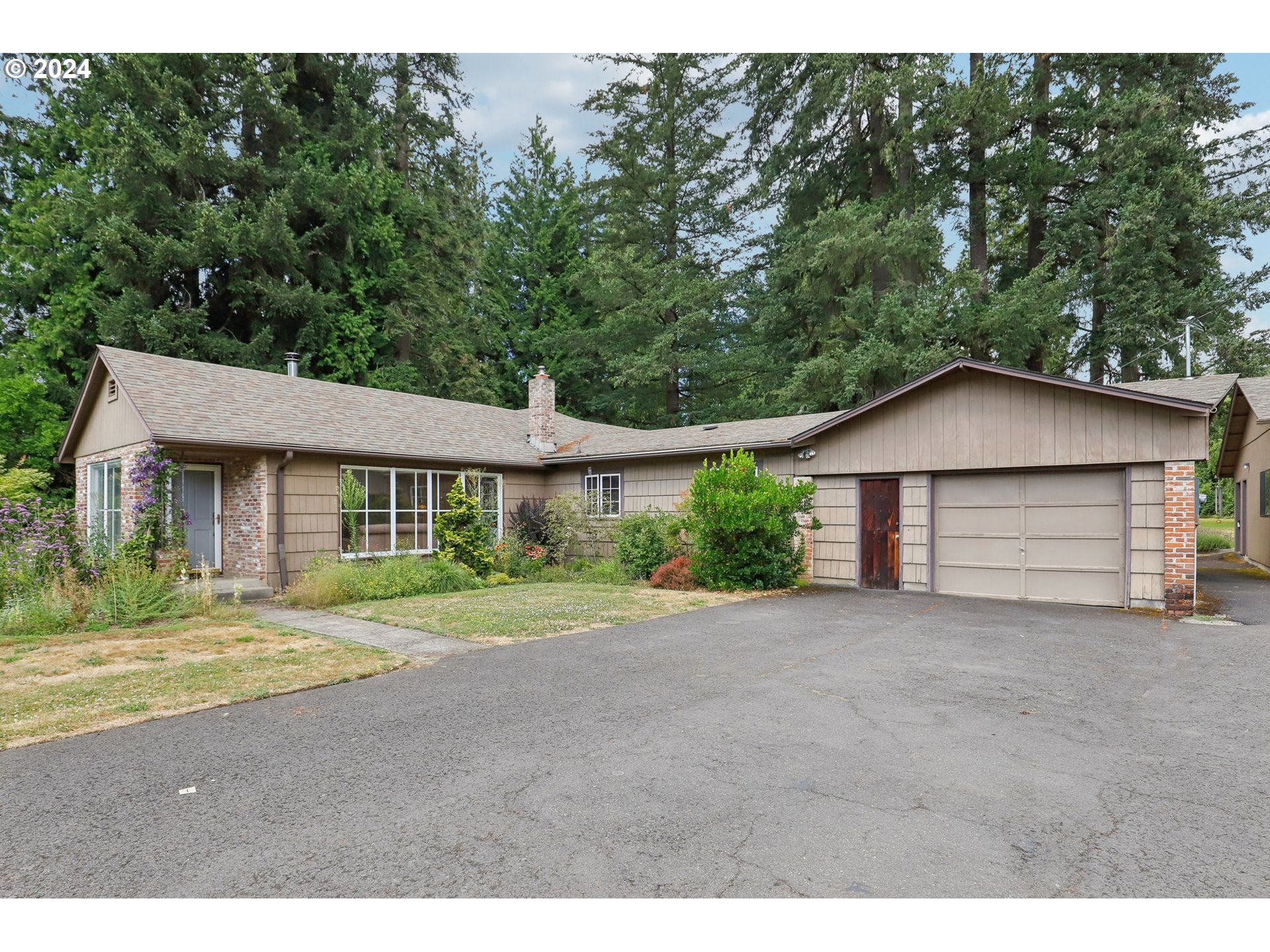 9030 Southeast Telford Road Boring, OR 97009 - Photo 2 of 48 Gallery Image 2