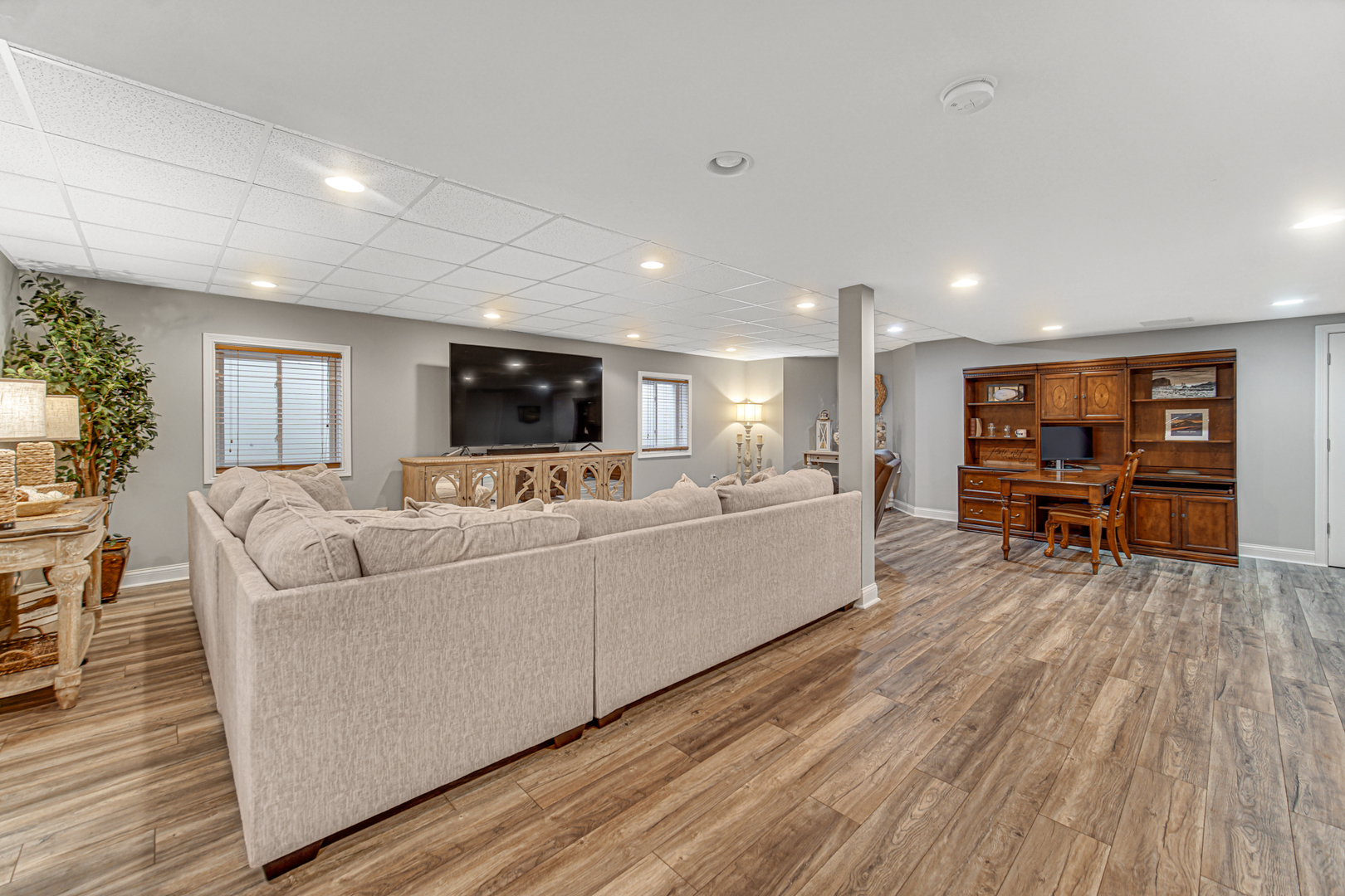 502 South Summit Street Wheaton, IL 60187 - Photo 26 of 40