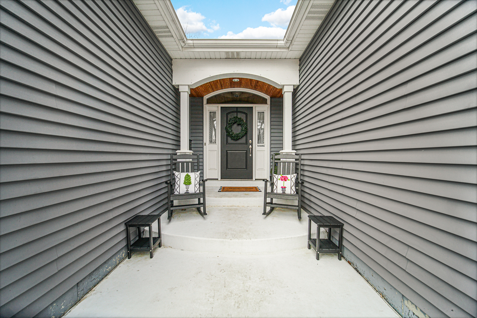 502 South Summit Street Wheaton, IL 60187 - Photo 4 of 40