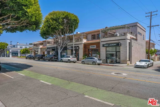 $1,494,000 | 222 7th Street, Unit 301, Santa Monica, CA 90402