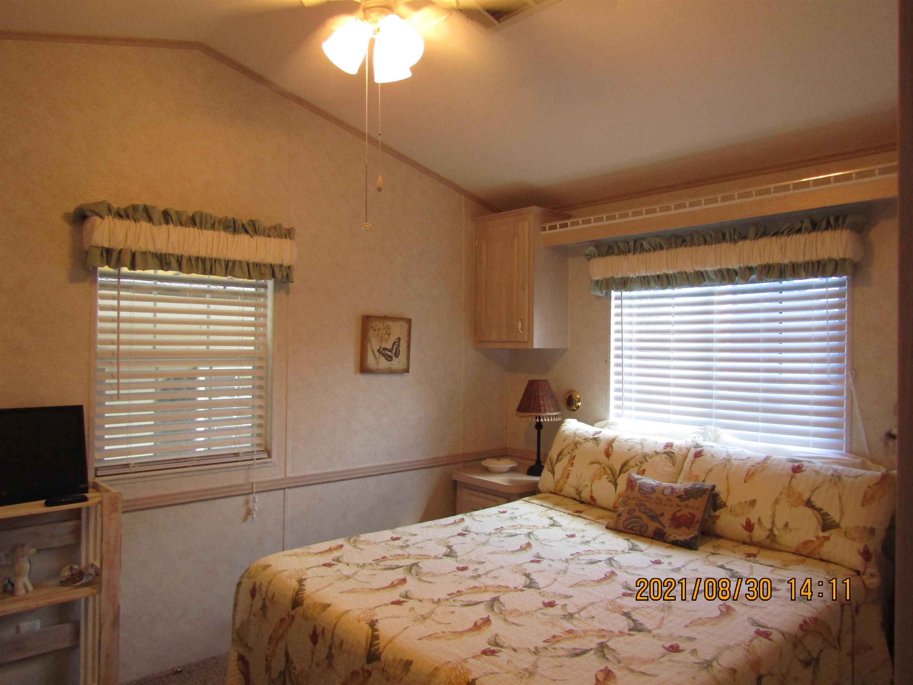 210-211 Defuniak Loop Lillian, AL 36549 - Photo 15 of 47 Master Bedroom