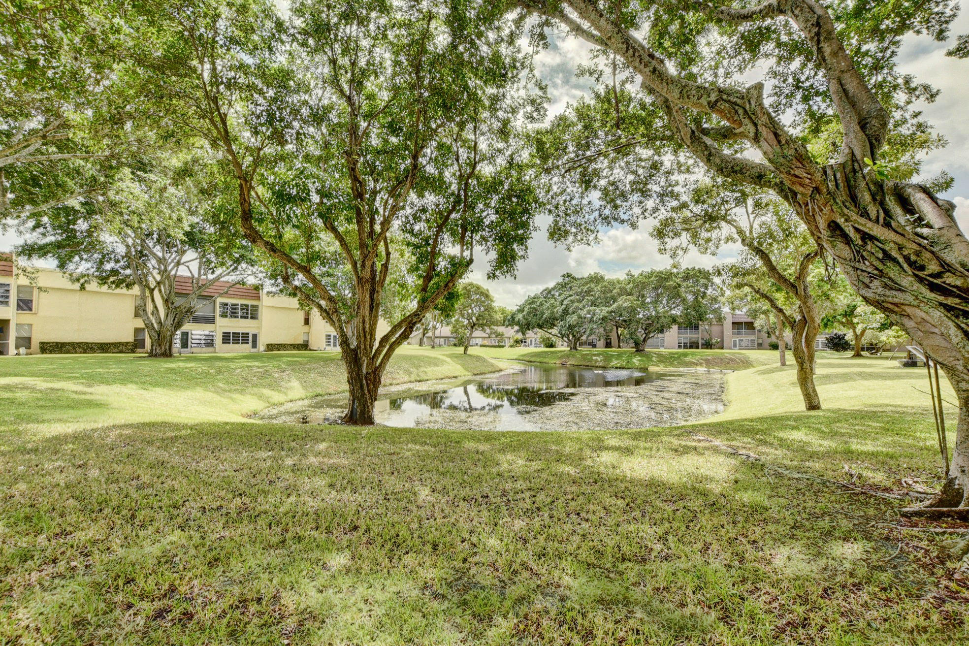 2900 Fiore Way, Unit 206 Delray Beach, FL 33445 - Photo 32 of 37 36_dsc_3843_4_5_6_7