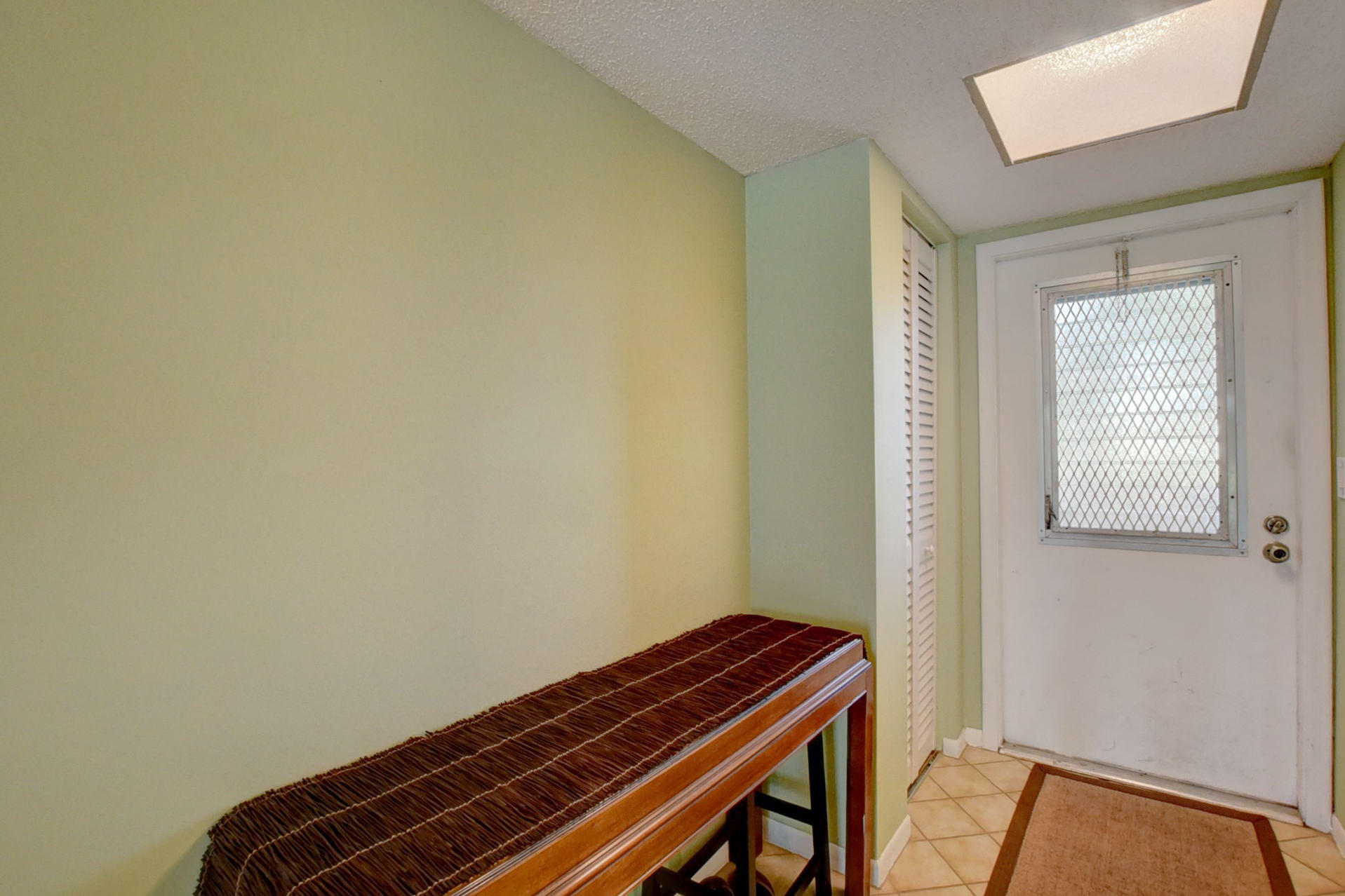 2900 Fiore Way, Unit 206 Delray Beach, FL 33445 - Photo 4 of 37 03_dsc_3878_79_80_81_82