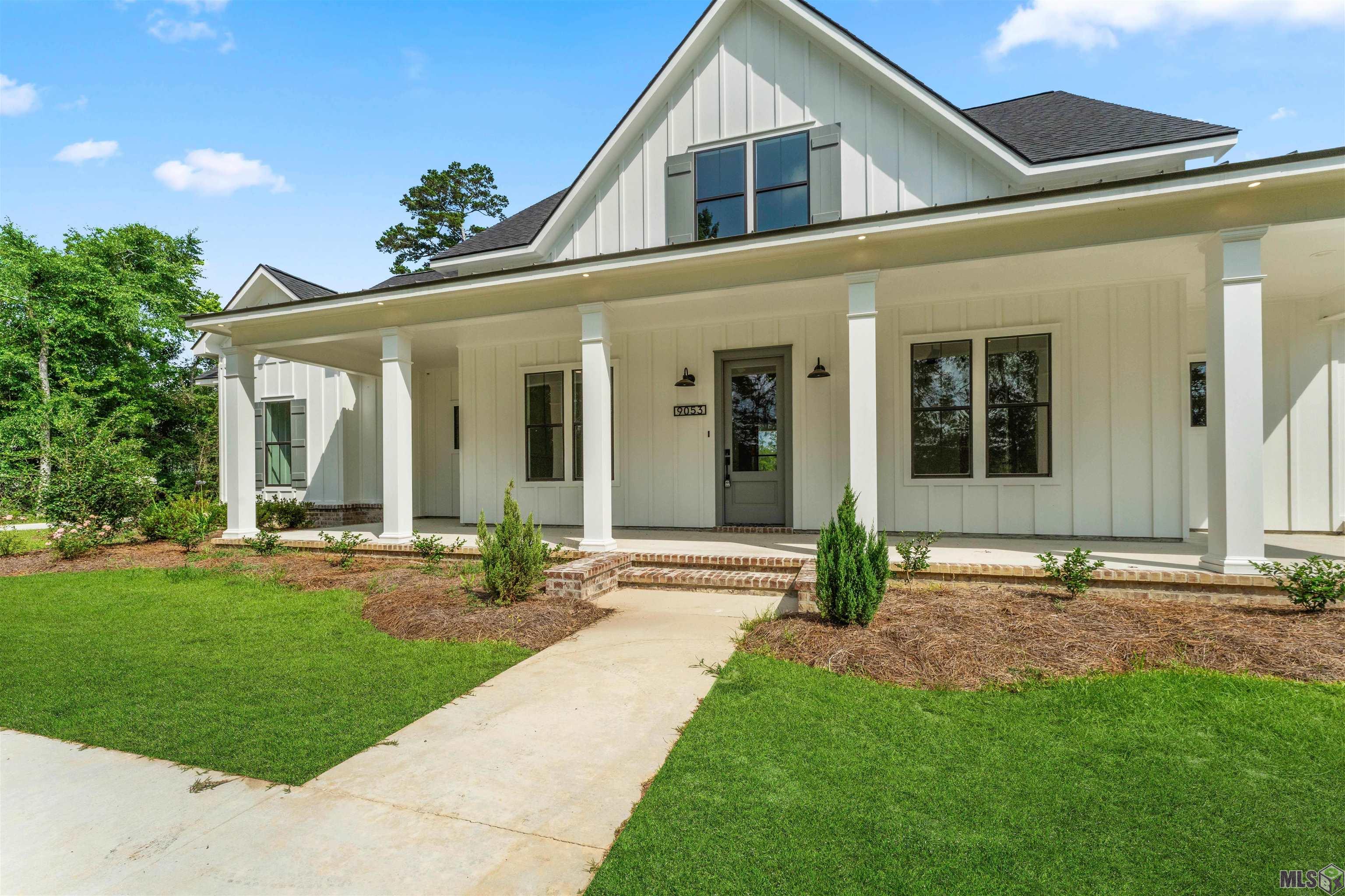 New Construction Dream Farmhouse 5134 TOTAL Sq Ft