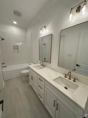 $799,999 | 9053 Hillon Hood Road, Denham Springs, LA 70726