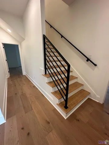 $799,999 | 9053 Hillon Hood Road, Denham Springs, LA 70726