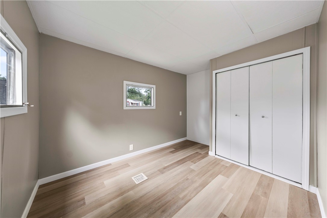 19 Elderberry Circle Penfield, NY 14625 - Photo 11 of 15