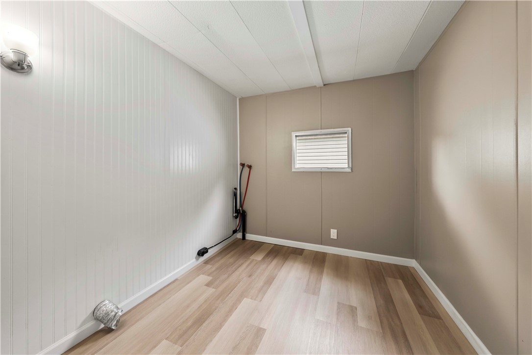 19 Elderberry Circle Penfield, NY 14625 - Photo 8 of 15