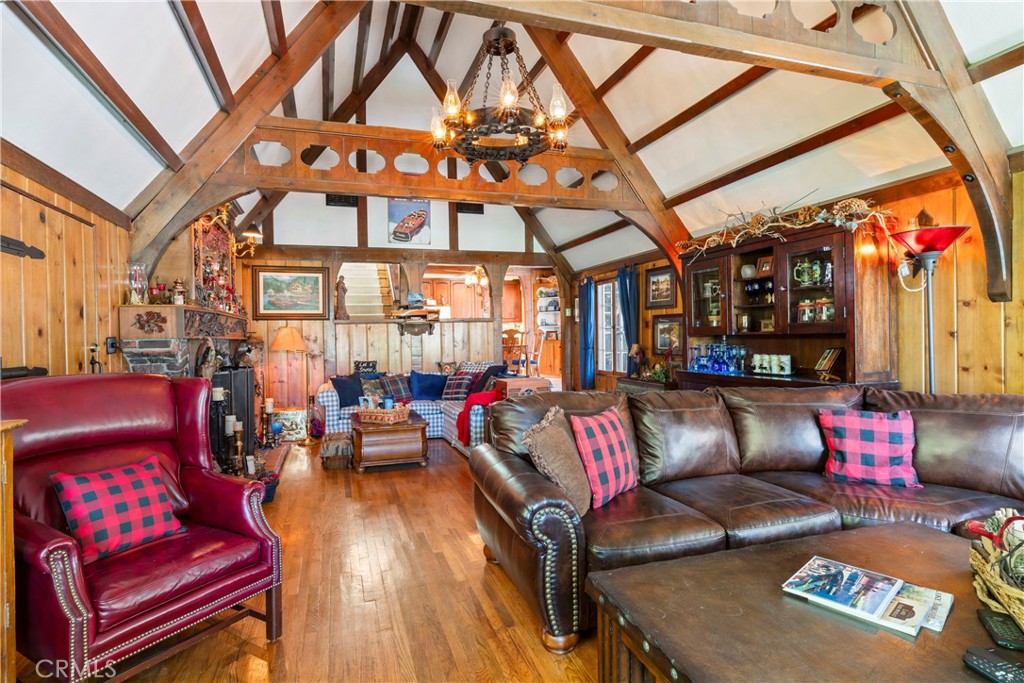 197 Rocky Point Road Lake Arrowhead, CA 92352 - Photo 9 of 35 a outdoor living space with patio furniture and a potted plant