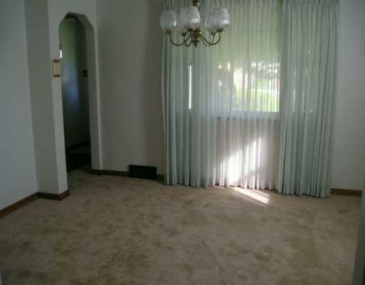 229 County Line Road Bridgeville, PA 15017 - Photo 3 of 8 Dining Room.