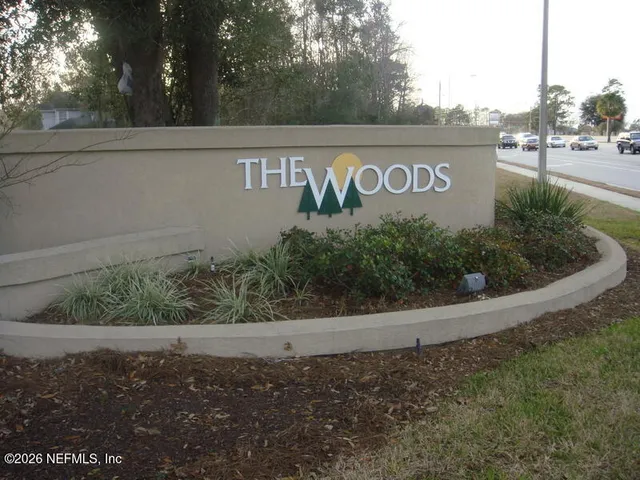 $390,000 | 2170 The Woods Drive East, Jacksonville, FL 32246
