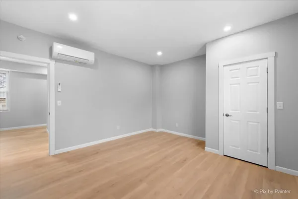 $725,000 | 85 East Terra Cotta Avenue, Crystal Lake, IL 60014