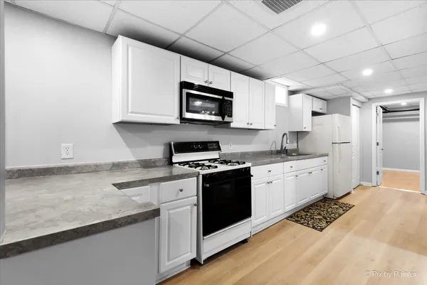 $725,000 | 85 East Terra Cotta Avenue, Crystal Lake, IL 60014